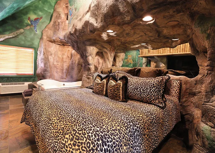 Black Swan Inn Luxurious Theme Rooms