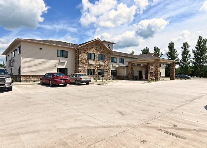 Cobblestone Inn & Suites - Clarion