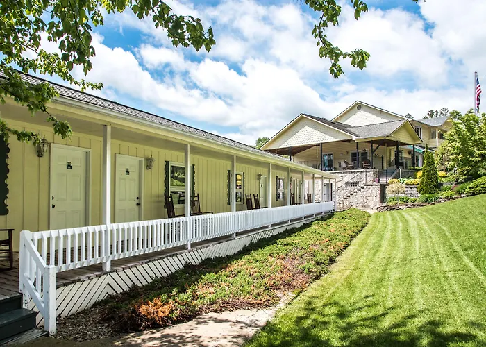 Boxwood Lodge Blowing Rock Near Boone-University
