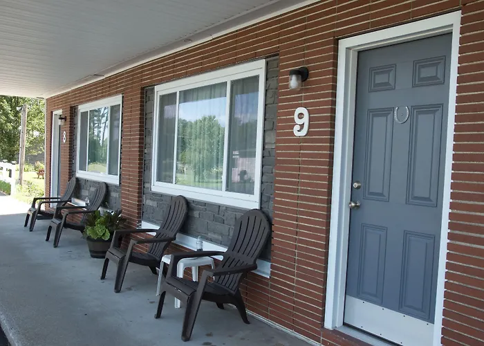 Sara Glen Motel - Saratoga Springs-Glens Falls
