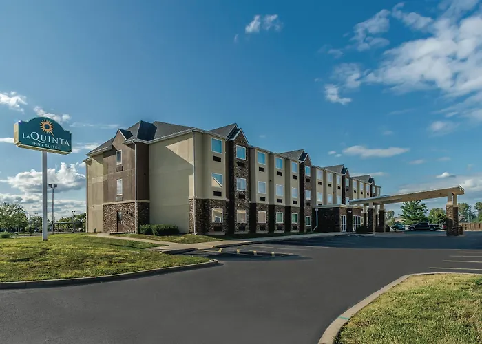 La Quinta By Wyndham Collinsville - St. Louis