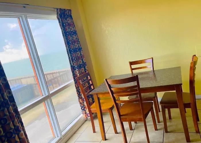 Sea Shell Inn On The Beach