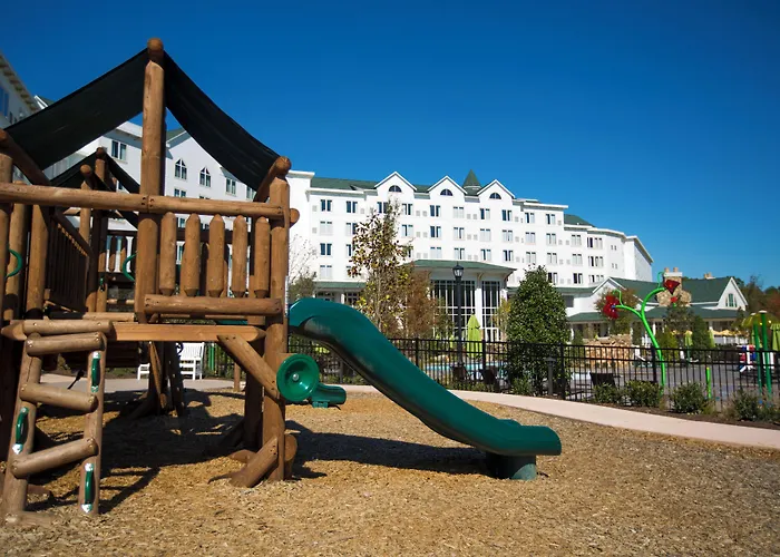 Dollywood'S Dreammore Resort And Spa