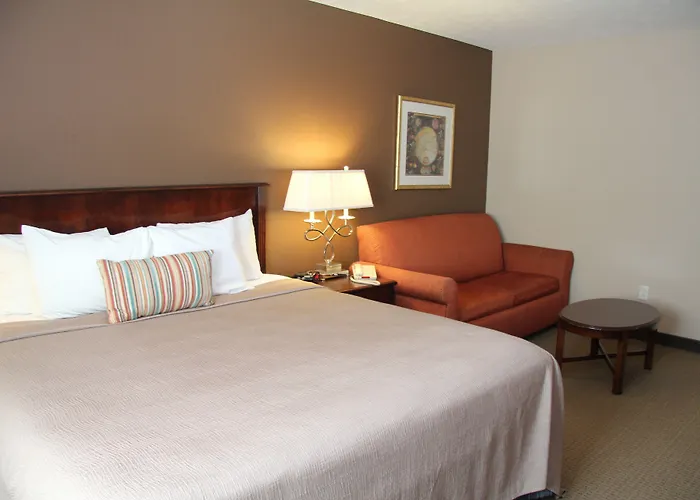 Green Acres Hotel