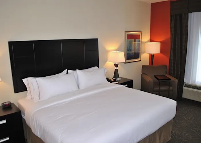 Holiday Inn Express Salem By Ihg