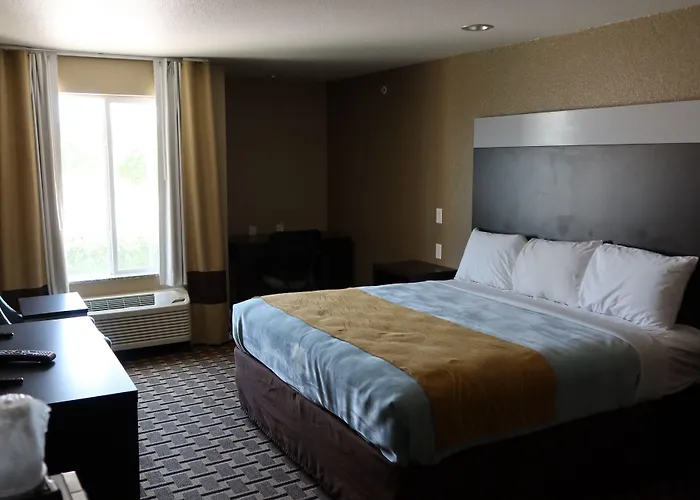 West Worth Inn & Suites White Settlement