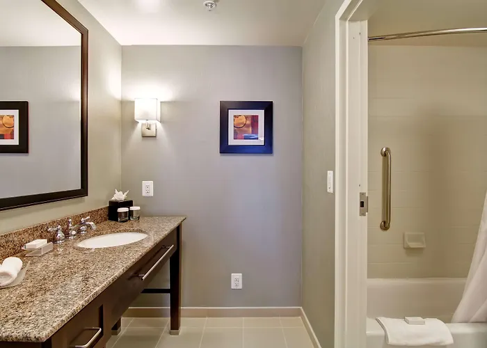 Homewood Suites By Hilton Woodbridge