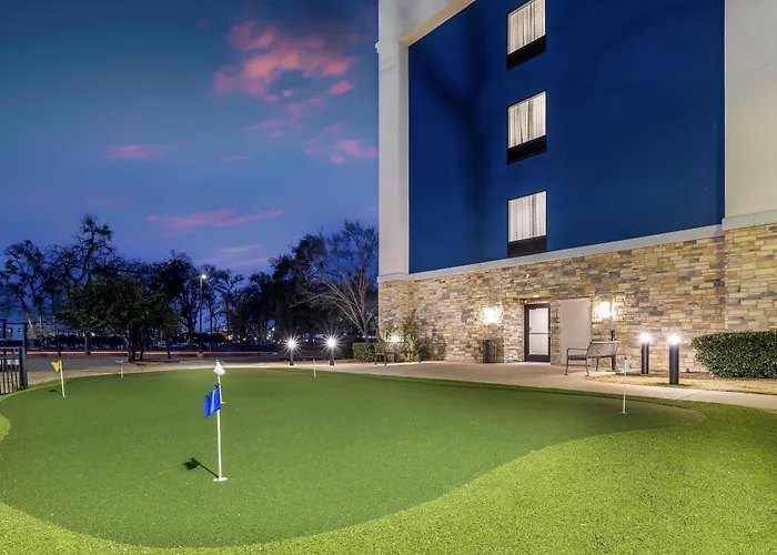Hampton Inn & Suites Dallas/Plano-East