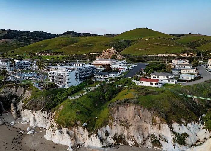 Tides Oceanview Inn And Cottages