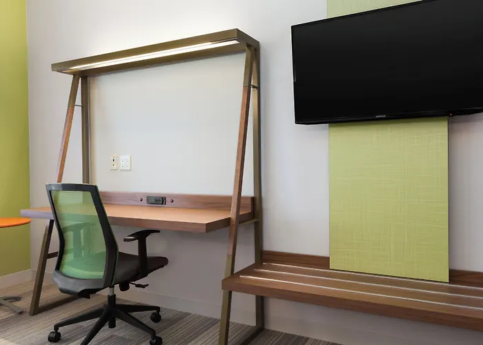 Holiday Inn Express&Suites Edinburg- Mcallen Area, an IHG Hotel