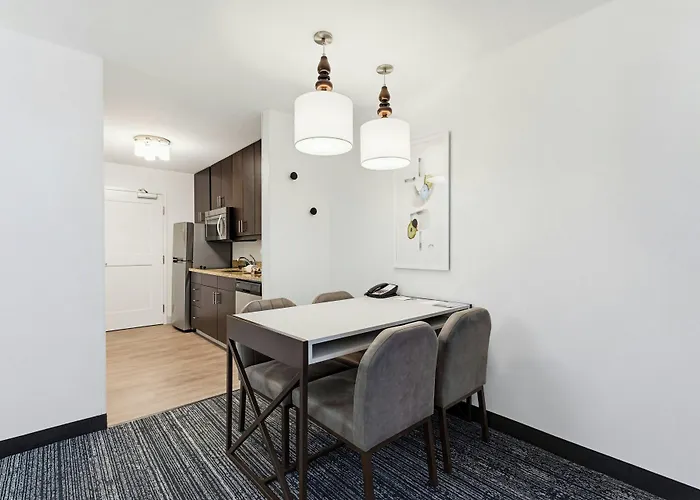 Towneplace By Marriott Suites Detroit Auburn Hills