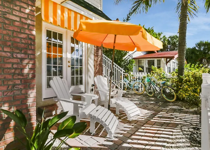 Coconut Inn