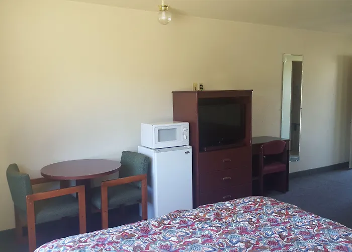 Safari Inn Motel