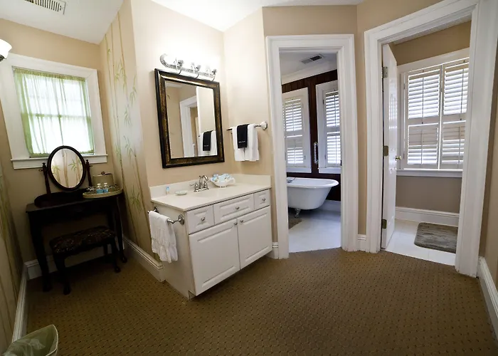 Desoto Beach Bed And Breakfast