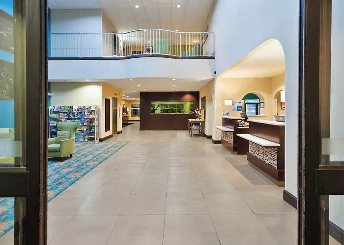 Holiday Inn Express & Suites Southport - Oak Island Area By Ihg