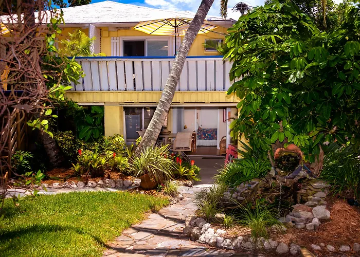 Cedar Cove Resort & Cottages