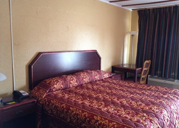 Holiday Motel
