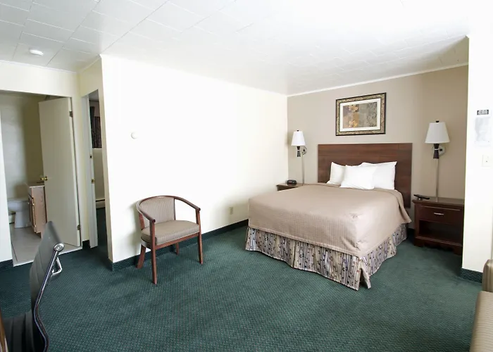 Travelers Inn