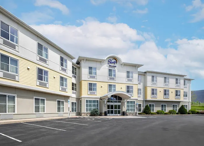 Sleep Inn & Suites Altoona North