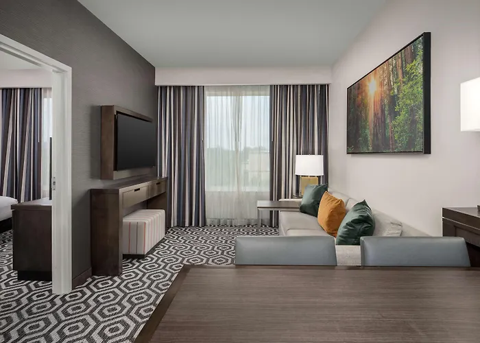 Embassy Suites By Hilton Portland Hillsboro, Oregon