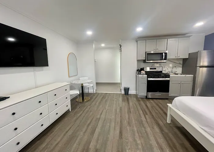 Budget Inn