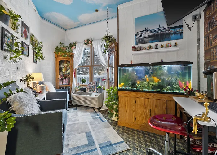 Mill Creek Hotel
