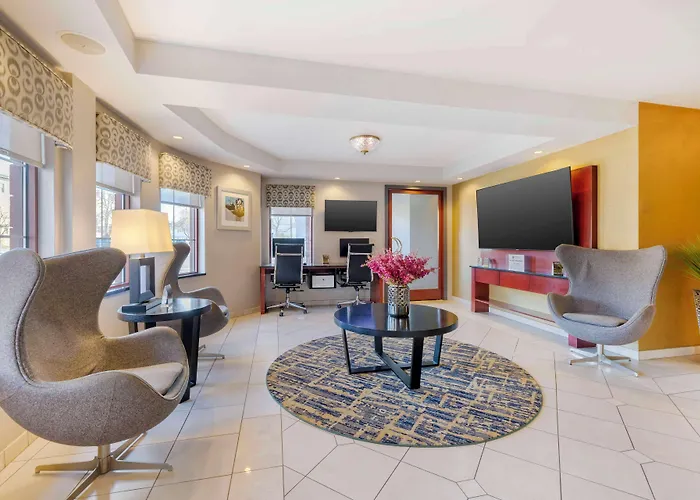 Best Western On The Avenue