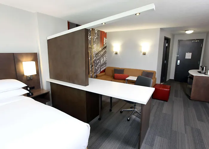 Doubletree By Hilton West Fargo Sanford Medical Center Area