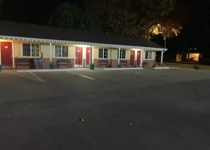 Colusa Motel