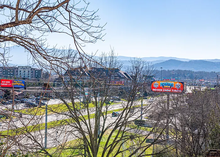 River Bend Inn - Pigeon Forge