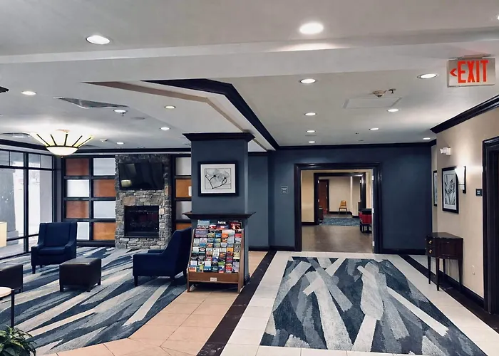 Comfort Inn & Suites Meriden East