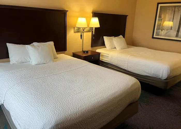 Days Inn By Wyndham Duluth Lakewalk