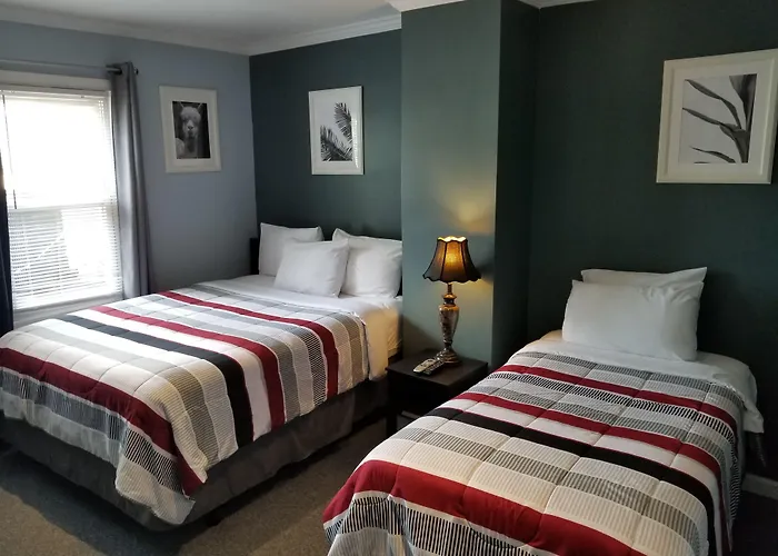 Jones Beach Hotel