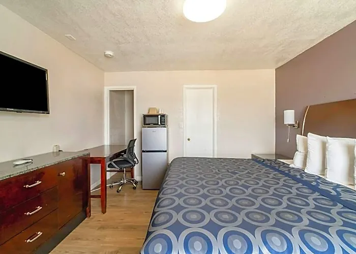 Westerner Motel