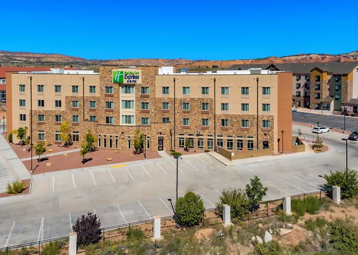 Holiday Inn Express & Suites Gallup East By Ihg