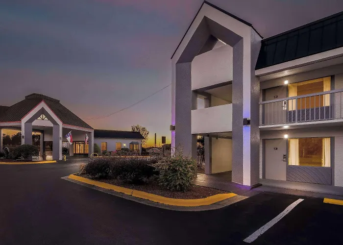 Super 8 By Wyndham Garysburg/Roanoke Rapids