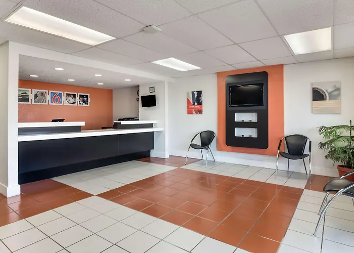 Motel 6-Youngstown, Oh