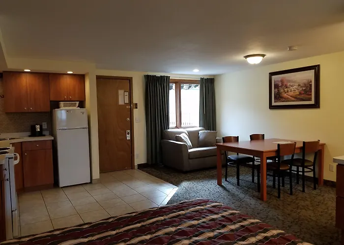 Black Hawk Motel & Suites