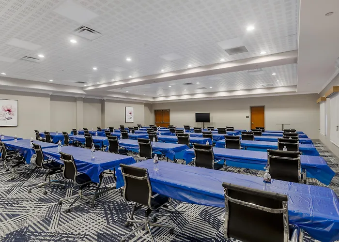 Best Western Plus Rose City Conference Inn