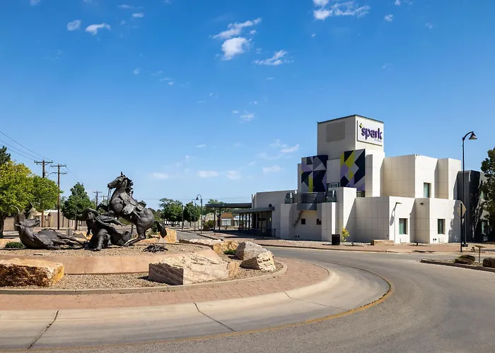 Spark By Hilton Artesia