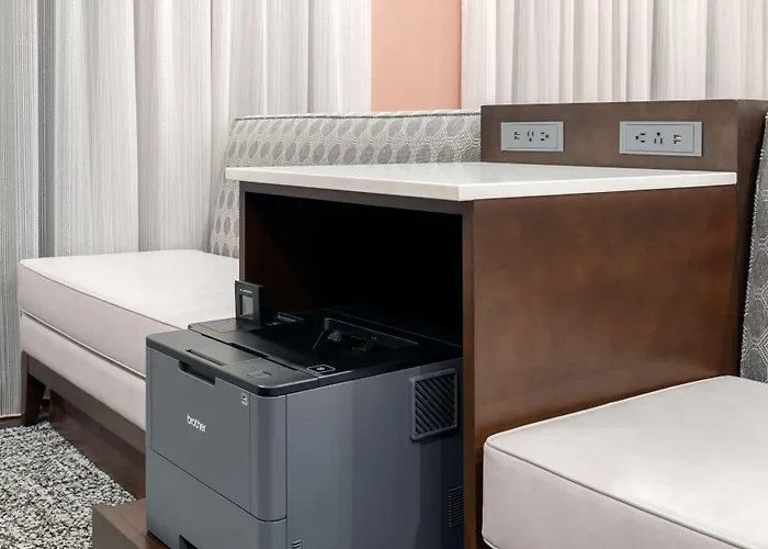 Hampton Inn And Suites Hartford/Farmington