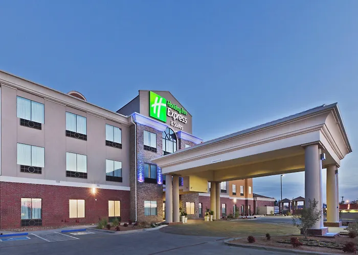 Holiday Inn Express & Suites Brownfield