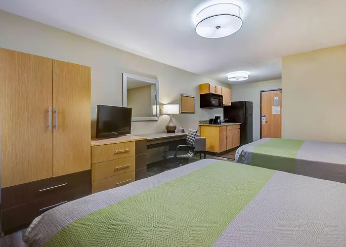 Studio 6 Lenexa - Overland Park