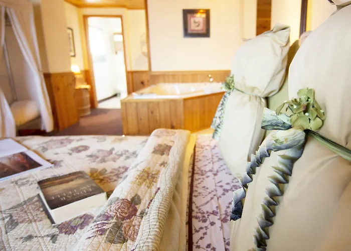Savannah House Wine Country Inn & Cottages