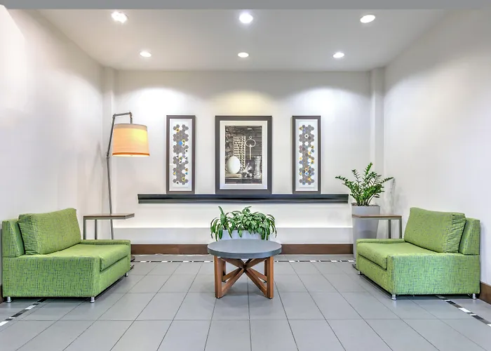 Holiday Inn Express Hotel & Suites Clute-Lake Jackson By Ihg