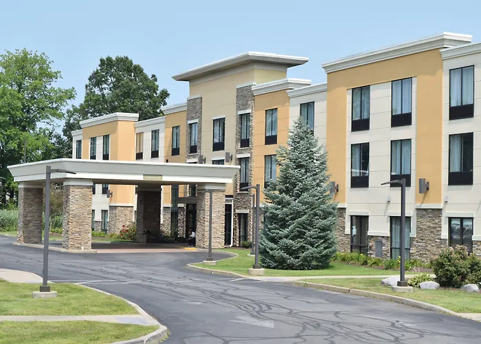 Cicero Grand - Syracuse North