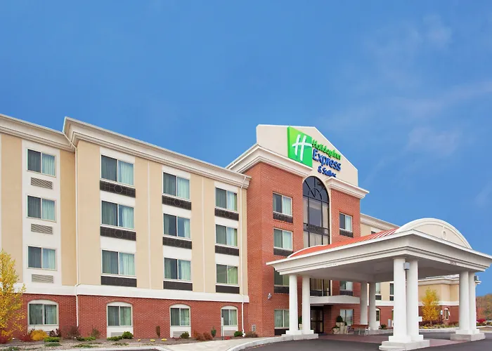 Holiday Inn Express & Suites Niagara Falls By Ihg