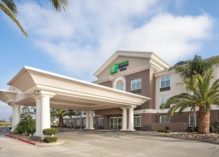 Holiday Inn Express & Suites Yosemite Park Area By Ihg