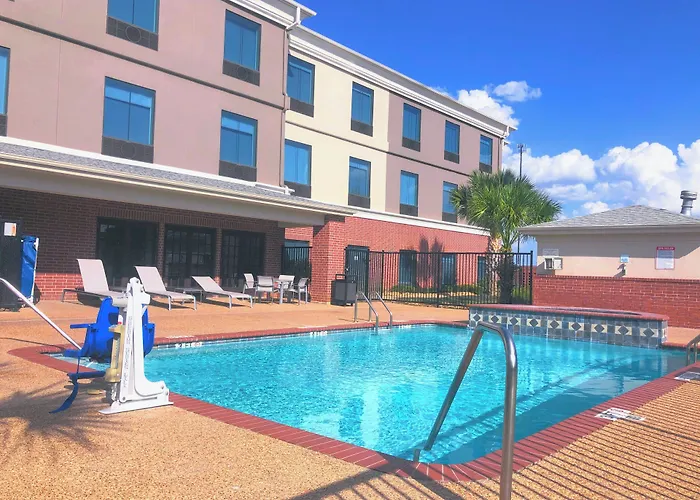 Holiday Inn Express Hotel & Suites Hearne, An Ihg Hotel