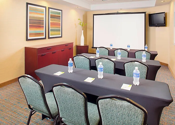 Fairfield Inn & Suites By Marriott San Antonio Seaworld / Westover Hills